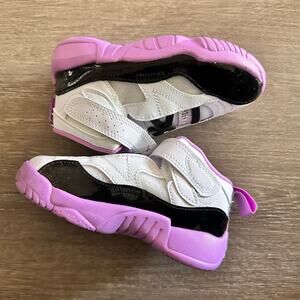 Jordan Boy's Jumpman Two Trey White Purple Size 8C Toddler Sneakers